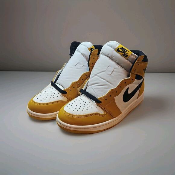 Jordan Air Jordan 1 Retro High OG Yellow Ochre DZ5485-701 Men’s HighTop